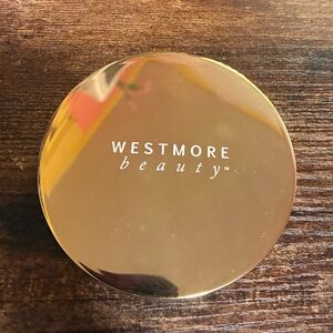 • Westmore Beauty 3-in-1 Setting Powder